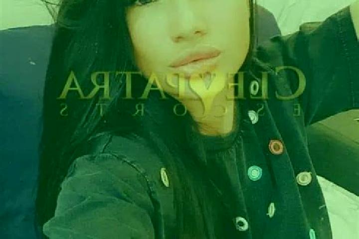 Elizabeth, 34, a black dark-eyed mediterranean companion based in Poiana Codrului. Offering Fetish, Striptease, Massage, OWO. Available for incall and outcal...