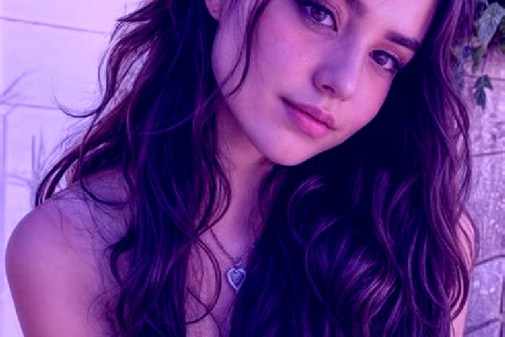 Elizabeth, 34, a chestnut hazel-eyed middle eastern companion based in Dobroslav. Offering Deep French Kissing, Striptease, Overnight. Available for incall a...