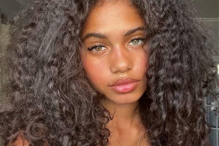 Elizabeth, 34, a red blue-eyed ebony companion based in Schachen bei Vorau. Offering Party Girl, Fetish, 69. Available for incall and outcall, overnight book...