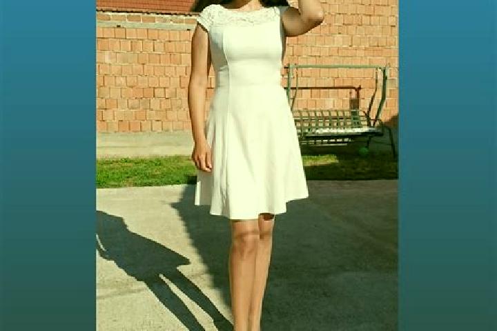 Elizabeth, 34 — Escort in Miluta, Romania