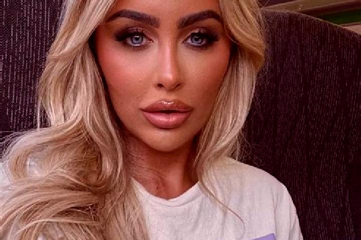 Elizabeth, 34 — Escort in Park Forest Village, United States