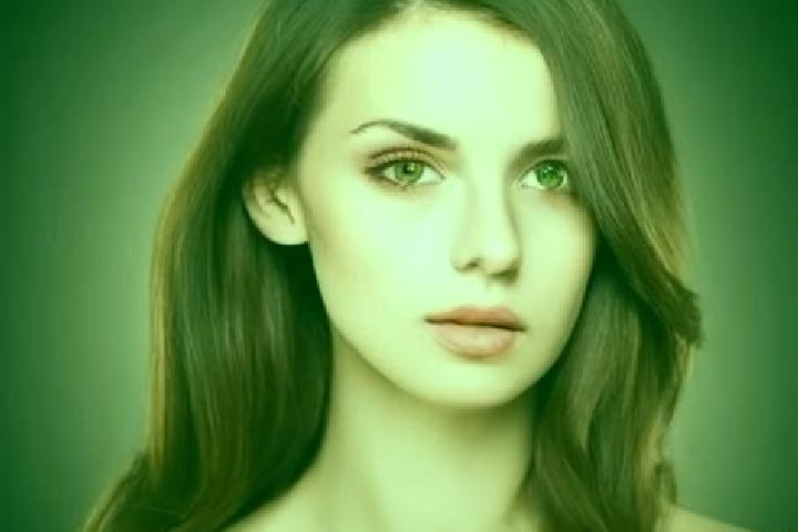 Elizabeth, 35, a auburn amber-eyed european companion based in Ribnik. Offering Striptease, OWO, Massage, Overnight. Available for incall and outcall, overni...