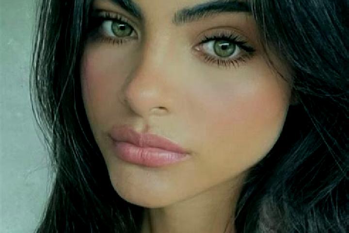 Elizabeth, 35, a brunette dark-eyed indian companion based in Kernohan. Offering Travel Companion, 69, Deep French Kissing, Striptease. Available for incall ...