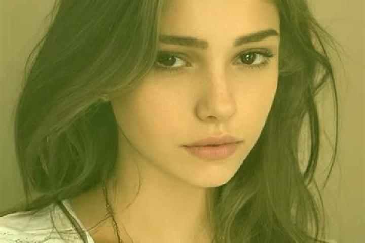 Elizabeth, 35, a chestnut grey-eyed slavic companion based in Gauldry. Offering Fetish, Prostate Massage, Travel Companion, Duos, GFE. Available for incall a...
