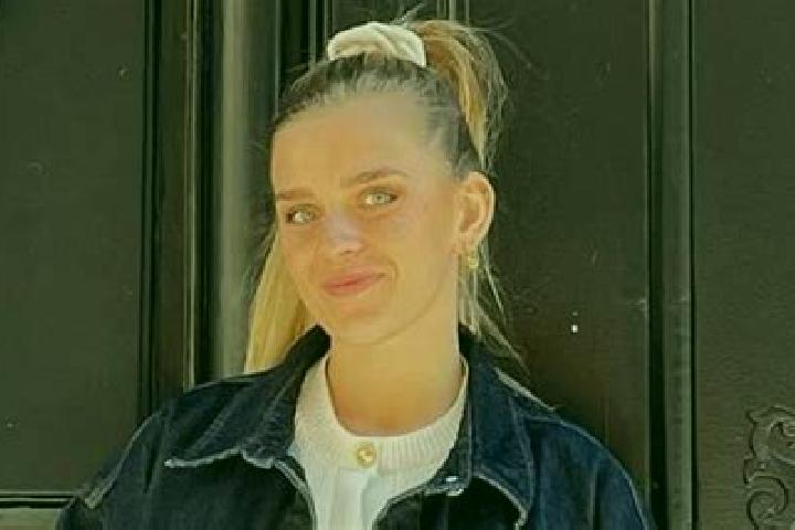 Elizabeth, 35 — Escort in Chabreloche, France