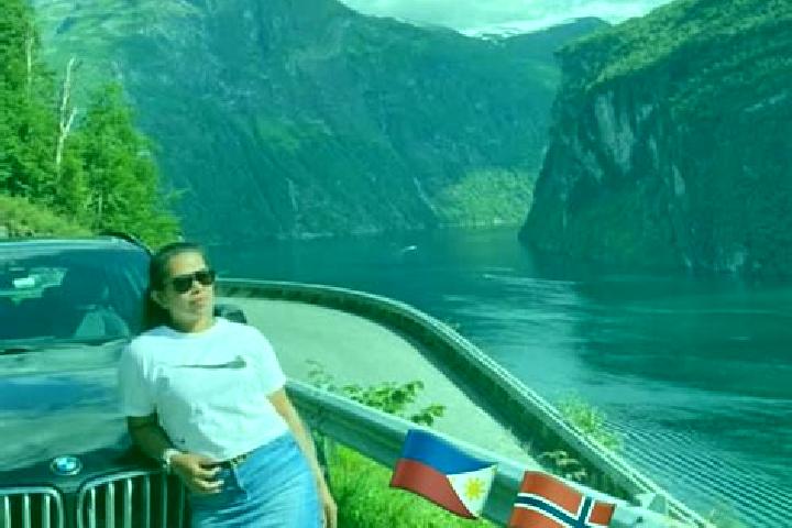 Elizabeth, 35 — Escort in Dale, Norway