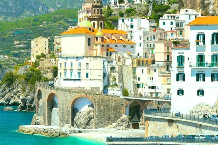 Elizabeth, 35 — Escort in Tivoli, Italy