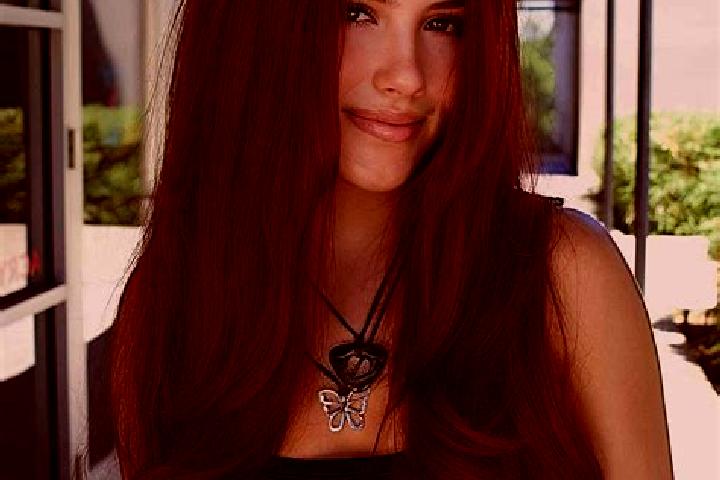 Elizabeth, 36, a auburn dark-eyed mixed companion based in Sendagi. Offering Massage, Dinner Date, CIM, GFE. Available for incall and outcall, day and evenin...