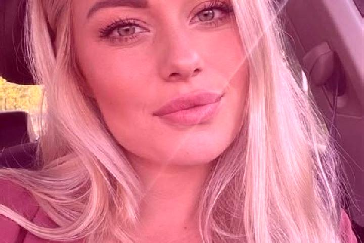 Elizabeth, 36, a blonde hazel-eyed caucasian companion based in Waidach. Offering GFE, Prostate Massage. Available for incall and outcall, overnight bookings...
