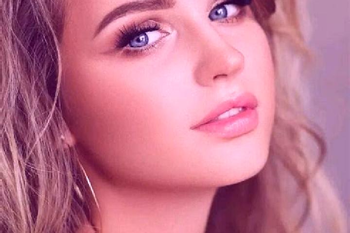 Elizabeth, 36, a dark blonde blue-eyed caribbean companion based in Moliets-et-Maa. Offering Party Girl, Dinner Date, Overnight, Prostate Massage, Duos. Avai...