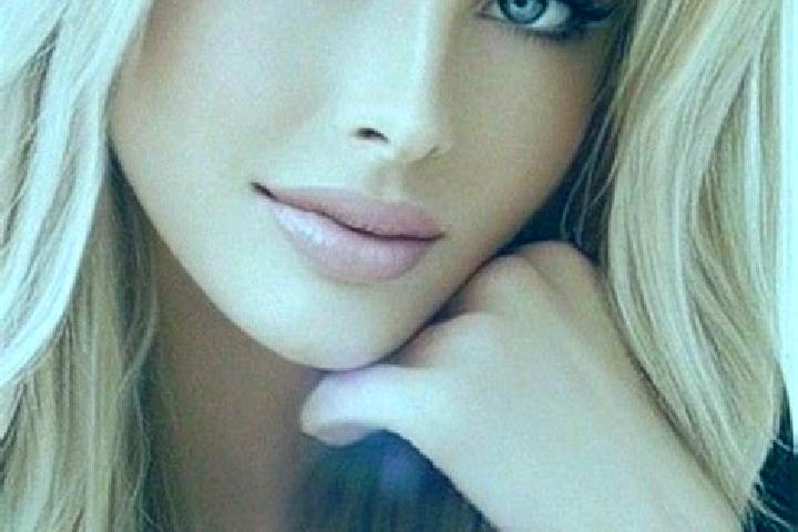 Elizabeth, 36, a dark blonde blue-eyed caucasian companion based in Teicha. Offering Striptease, A-Level, Girlfriend Experience. Available for incall and out...