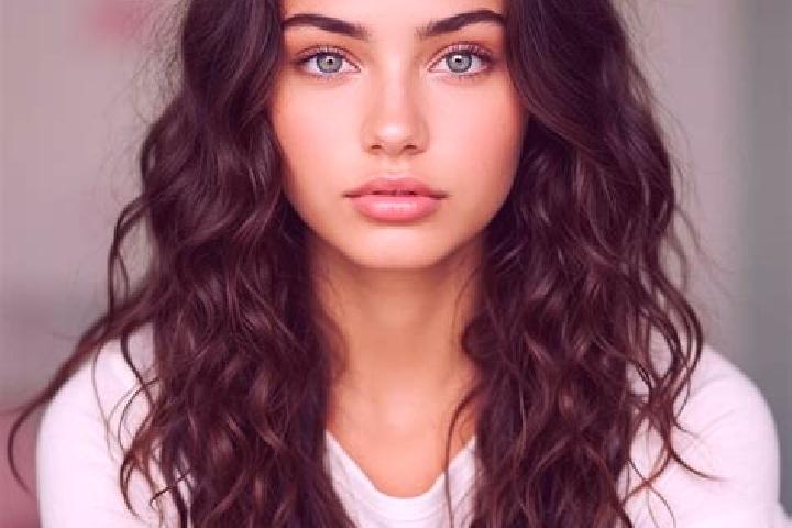 Elizabeth, 36, a red hazel-eyed mediterranean companion based in Sapucai-Mirim. Offering OWO, Massage, Deep French Kissing. Available for incall and outcall,...