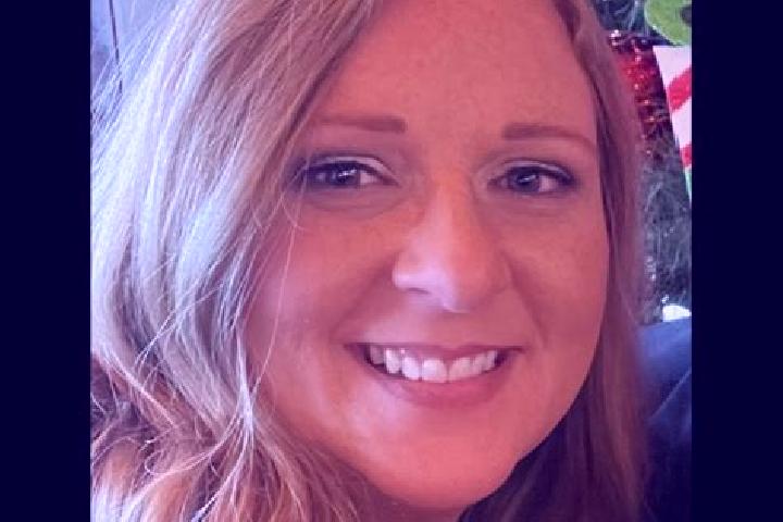 Elizabeth, 36 — Escort in Everly, United States