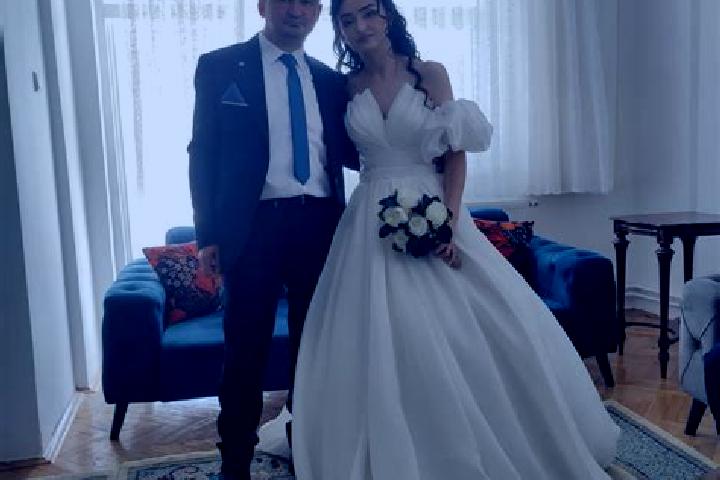 Elizabeth, 36 — Escort in Guecuek, Turkey