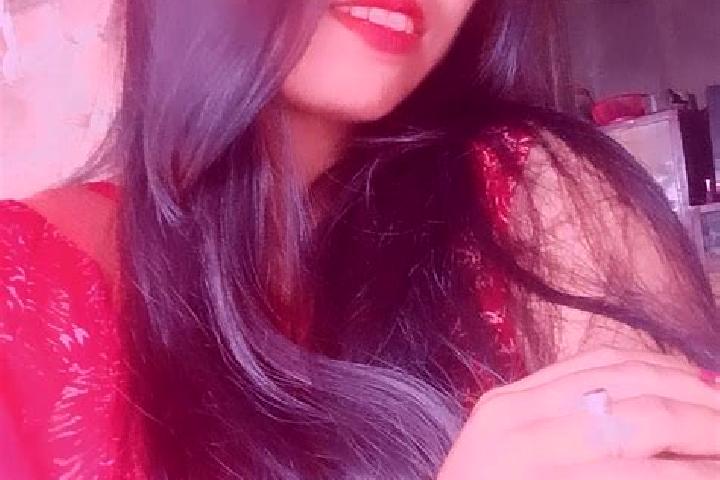 Elizabeth, 36 — Escort in Mithi, Pakistan