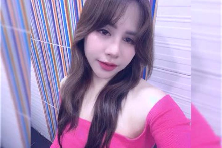 Elizabeth, 36 — Escort in Praya, Indonesia