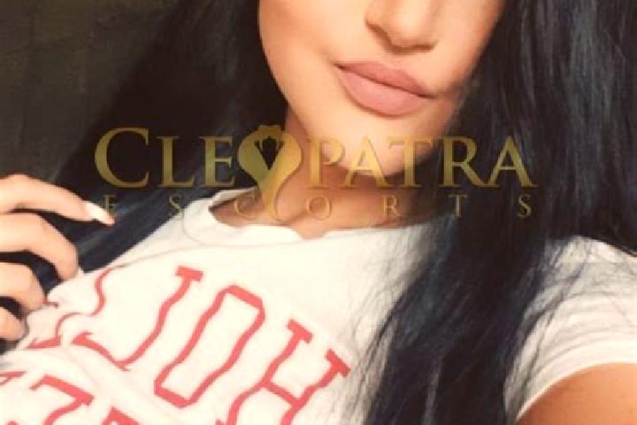 Elizabeth, 37, a black blue-eyed indian companion based in Sant Marti de Tous. Offering Overnight, Tantra, Dinner Date, Striptease. Available for incall and ...