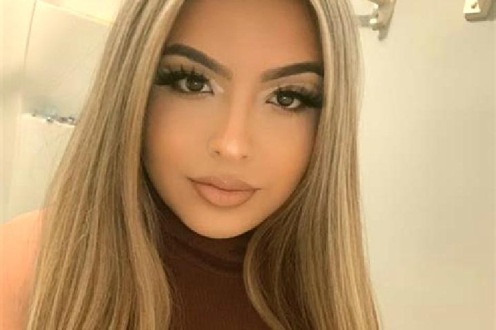 Elizabeth, 37, a blonde brown-eyed latina companion based in Hambergen. Offering Prostate Massage, Roleplay, Couples, Deep French Kissing. Available for inca...