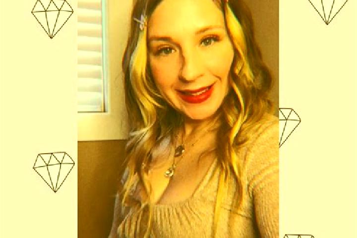 Elizabeth, 37 — Escort in Tipaskan, Canada