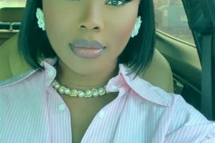 Elizabeth, 37 — Escort in Toutlemonde, France