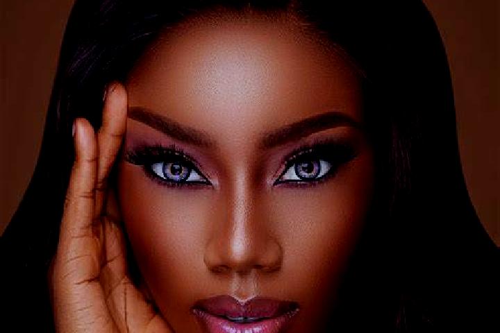 Elizabeth, 38, a brunette blue-eyed ebony companion based in Yagca. Offering Domination, Deep French Kissing, Striptease, BDSM, Massage. Available for incall...