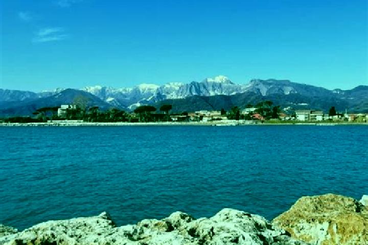 Elizabeth, 38 — Escort in Fiumaretta di Ameglia, Italy