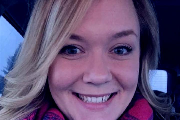 Elizabeth, 38 — Escort in Grawn, United States