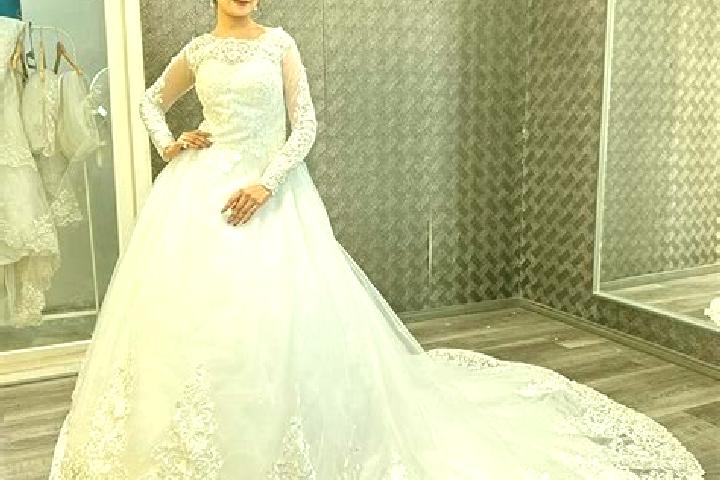 Elizabeth, 38 — Escort in Jharsuguda, India