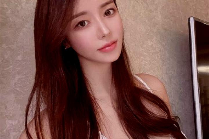 Elizabeth, 38 — Escort in Jinjiapu, China