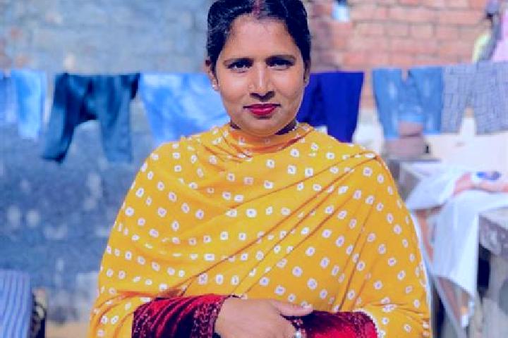 Elizabeth, 38 — Escort in Lehragaga, India