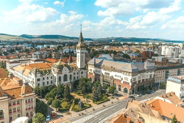 Elizabeth, 38 — Escort in Petrilaca de Mures, Romania
