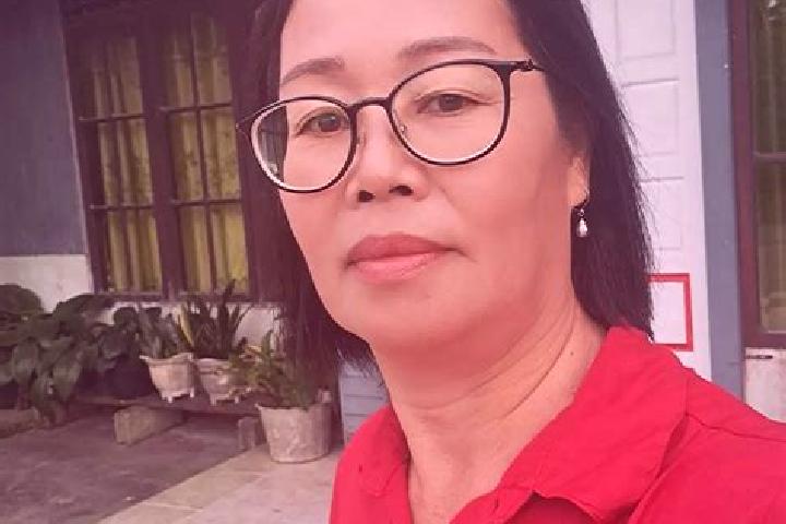 Elizabeth, 38 — Escort in Sikabaluan, Indonesia