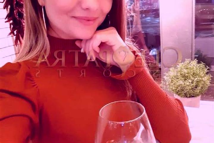 Elizabeth, 39, a auburn amber-eyed european companion based in Dry Drayton. Offering OWO, Couples, Dinner Date, Domination, BDSM. Available for incall and ou...