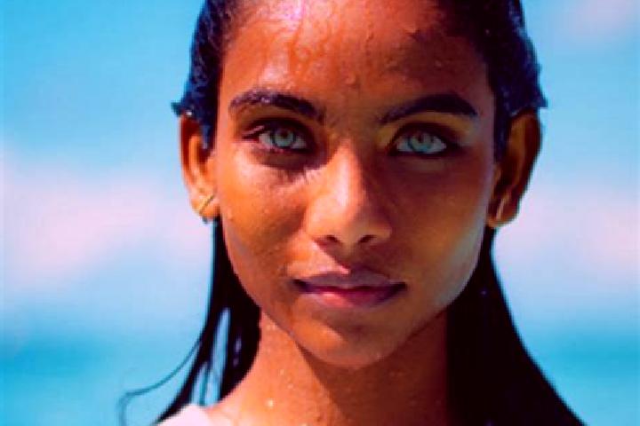 Elizabeth, 39, a auburn blue-eyed indian companion based in La Preciosita. Offering Erotic Massage, Overnight, BDSM, Roleplay, Tantra. Available for incall a...