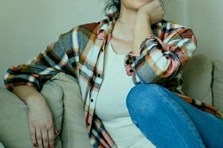 Elizabeth, 39, a brunette blue-eyed middle eastern companion based in Gogo. Offering Roleplay, Couples, Overnight. Available for incall and outcall, overnigh...