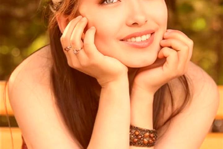 Elizabeth, 39, a chestnut blue-eyed asian companion based in Adihao. Offering Massage, BDSM. Available for incall and outcall, day and evening dates.