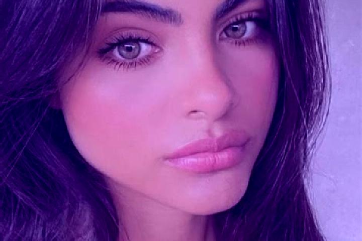 Elizabeth, 39, a chestnut dark-eyed indian companion based in Mallentin. Offering Striptease, Overnight, OWO, Prostate Massage. Available for incall and outc...