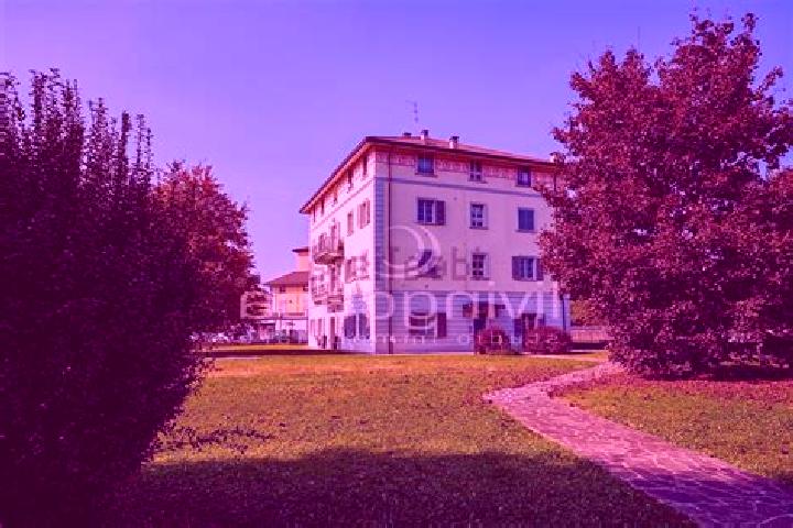 Elizabeth, 39 — Escort in Cernusco Lombardone, Italy