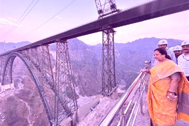 Elizabeth, 39 — Escort in Hatta, India