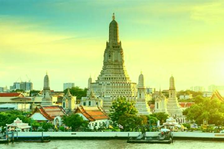 Elizabeth, 39 — Escort in Wat Arun, Thailand