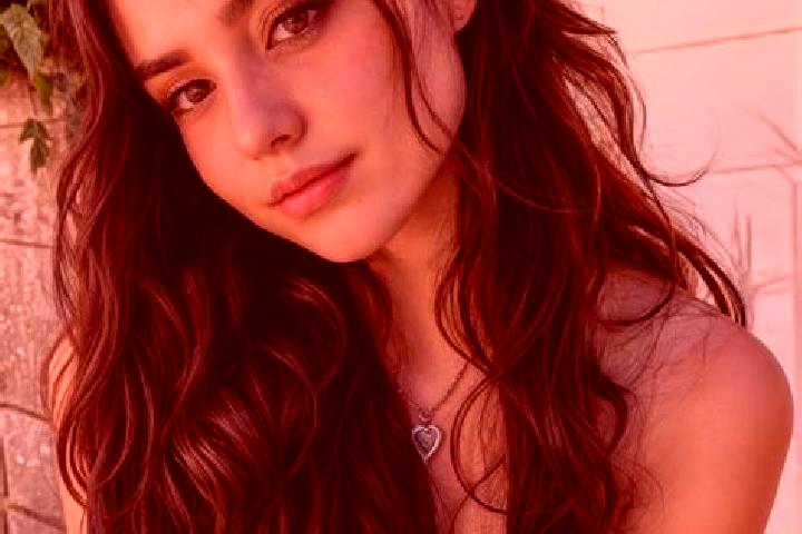 Ella, 20, a chestnut hazel-eyed middle eastern companion based in Bakanou A. Offering Domination, Fetish, Tantra. Available for incall and outcall, overnight...