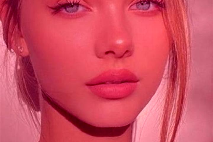 Ella, 20, a dark blonde blue-eyed indian companion based in Derazhne. Offering Massage, Overnight, Dinner Date, CIM. Available for incall and outcall, day an...