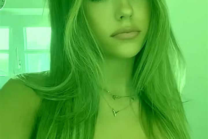 Ella, 20, a dark blonde brown-eyed middle eastern companion based in Regent s Park. Offering Girlfriend Experience, Duos, GFE. Available for incall and outca...