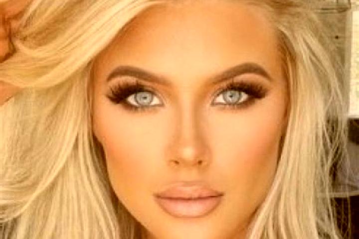 Ella, 20, a platinum blonde hazel-eyed mixed companion based in Ouangui. Offering 69, BDSM, Travel Companion, Duos. Available for incall and outcall, overnig...
