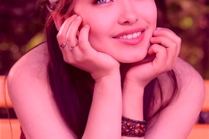 Ella, 20, a red blue-eyed asian companion based in West Lafayette. Offering Girlfriend Experience, Couples, BDSM. Available for incall and outcall, day and e...