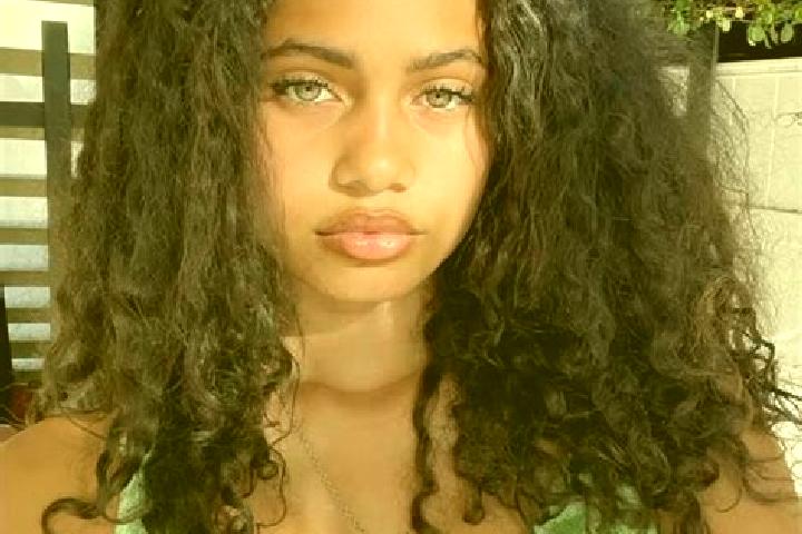 Ella, 20, a red green-eyed mixed companion based in Poponcol. Offering Striptease, CIM, Overnight. Available for incall and outcall, day and evening dates.