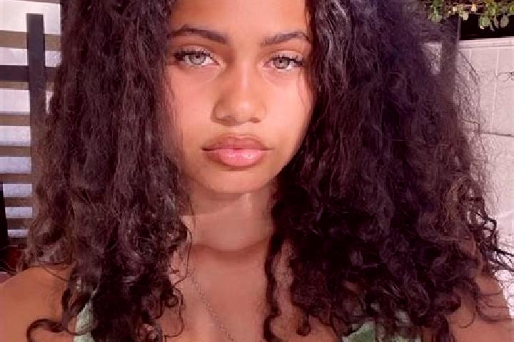 Ella, 20, a red green-eyed mixed companion based in Pradines. Offering BDSM, Prostate Massage, Deep French Kissing, CIM. Available for incall and outcall, ov...