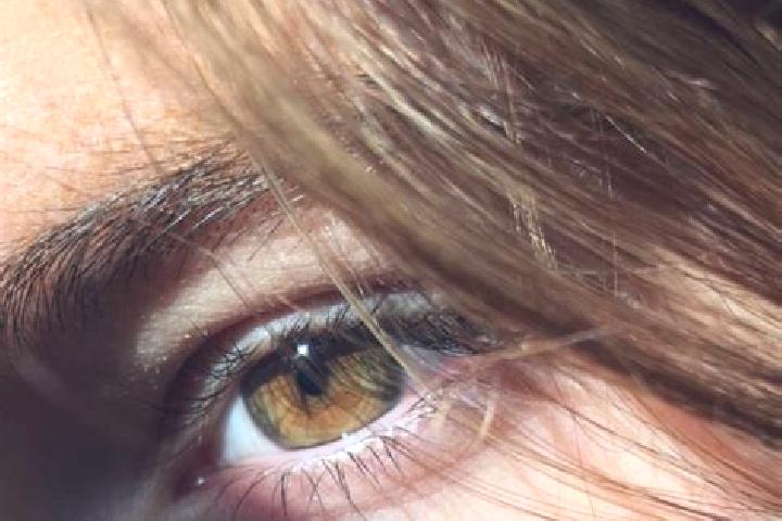 Ella, 20, a red hazel-eyed caucasian companion based in Comabbio. Offering Duos, Roleplay, Dinner Date. Available for incall and outcall, day and evening dates.
