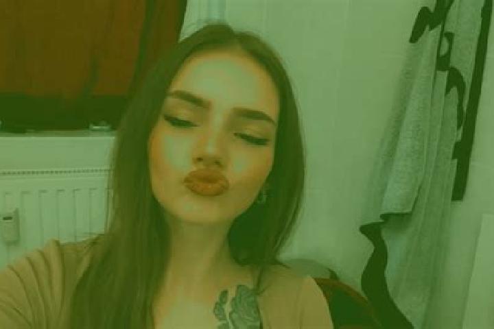 Ella, 20 — Escort in Blievenstorf, Germany