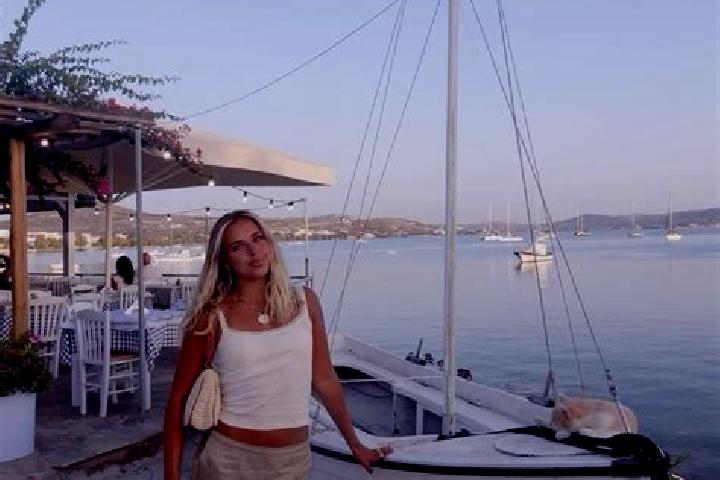 Ella, 20 — Escort in Dorothea, Greece